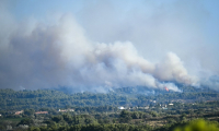Violent incendie dans l'Aude le 26 juillet 2025 ( AFP / Matthieu RONDEL )