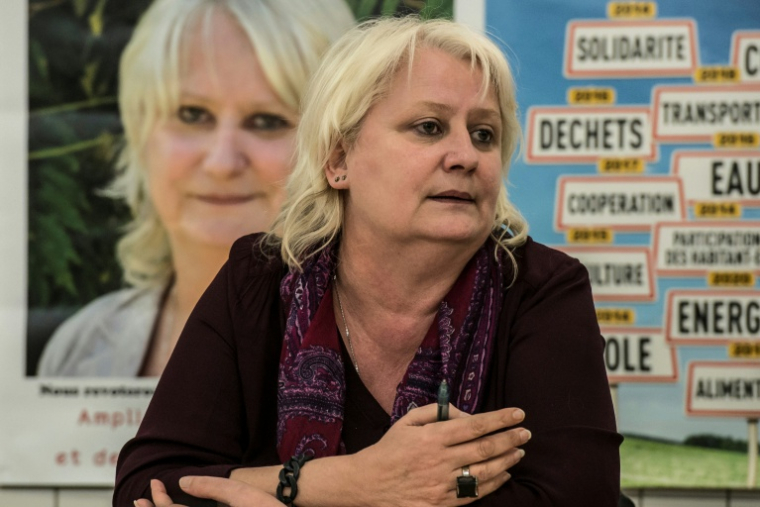 Michèle Picard, l'actuelle maire sortante de Vénissieux, le 9 mars 2015, à Vénissieux, dans le Rhône ( AFP / JEAN-PHILIPPE KSIAZEK )