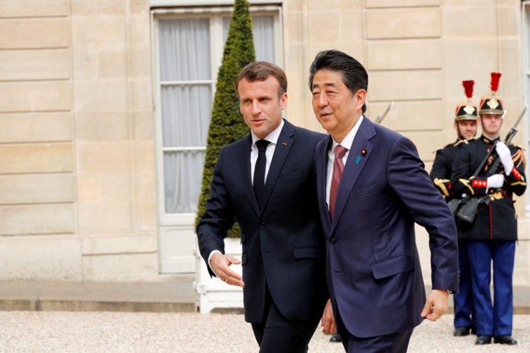 MACRON ET ABE ONT ABORDÉ LA SITUATION DE CARLOS GHOSN