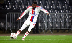 Ainsley Maitland-Niles met la Ligue 1 au même niveau que la Premier League