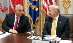 Le président américain Donald Trump et le Premier ministre hongrois Viktor Orban, le 7 novembre 2025 à la Maison Blanche ( AFP / SAUL LOEB )