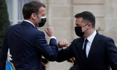 MACRON ET MERKEL RÉCLAMENT LE RETRAIT DES RENFORTS RUSSES PRÈS DE L'UKRAINE