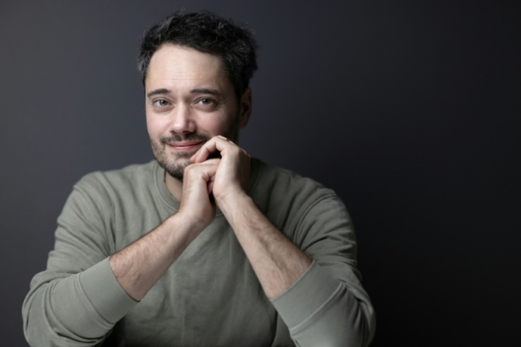 L'auteur de BD Mathieu Bablet, le 14 octobre 2025 à Paris ( AFP / JOEL SAGET )