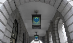 Le logo de la banque Barclays à l'extérieur d'une succursale de la banque à Londres