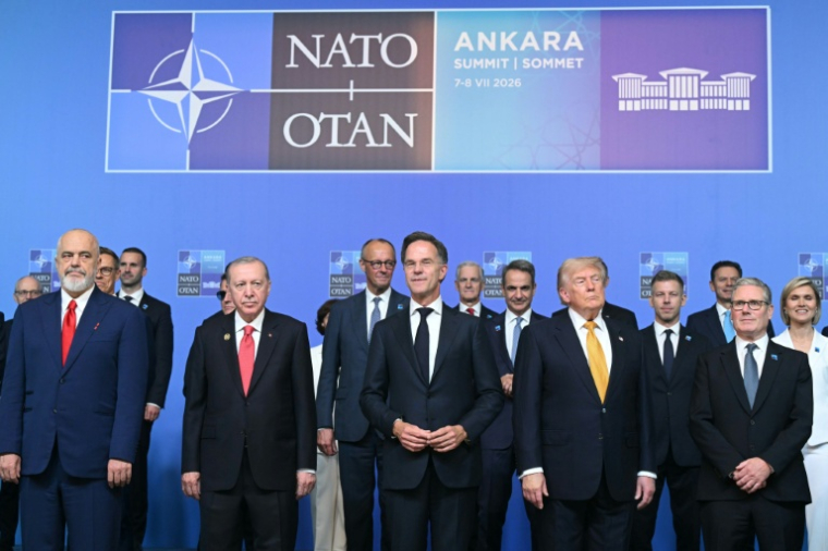 Photo de famille des dirigeants particpant au sommet de l'Otan à Ankara, le 8 juillet 2026 en Turquie ( AFP / SAUL LOEB )