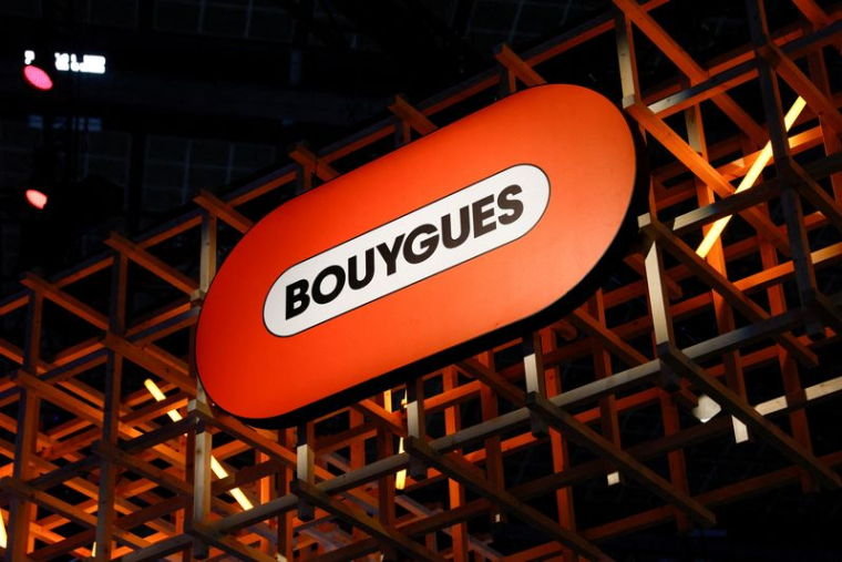 Un logo de Bouygues est visible à la conférence Viva Technology à Paris