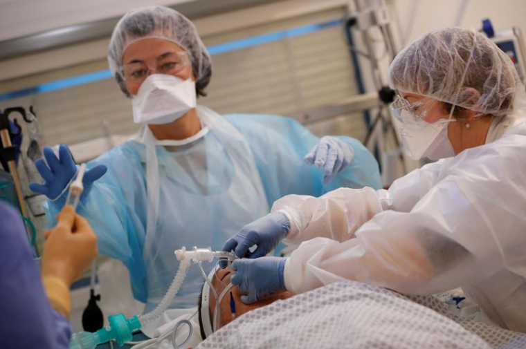 FRANCE: GRÈVE DANS LES HÔPITAUX POUR DÉNONCER LE MANQUE DE PERSONNELS