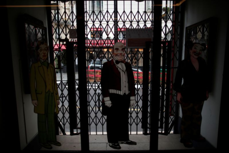 "TRÈS PEU PROBABLE" QUE LES SALLES DE SPECTACLE ROUVRENT LE 7 JANVIER