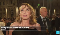 Brigitte Macron fait une courte apparition dans 'Emily in Paris' sur Netflix