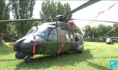 En France, les hélicoptères de l'armée répètent avant le défilé du 14 juillet