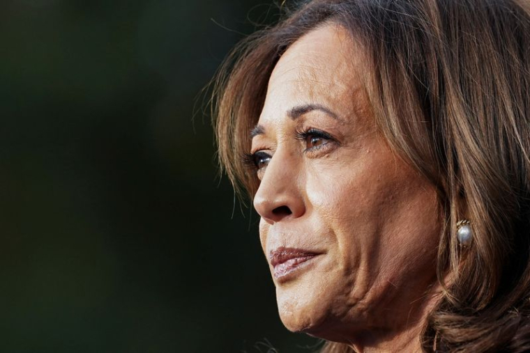 Kamala Harris, lors de son discours, concédant l'élection présidentielle américaine de 2024 à Donald Trump