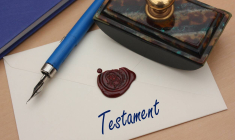 Succession et testament : quelles sont les obligations du notaire ? / iStock.com - nobtis