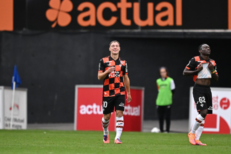 Pagis, père et fils : une copie conforme ?