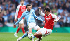 Manchester City dompte Arsenal et soulève la League Cup