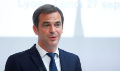 CORONAVIRUS : PLUS DE 1,5 MILLION DE FRANÇAIS ONT EU UN RAPPEL VACCINAL, "PAS SUFFISANT" SELON VÉRAN