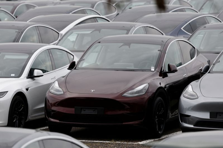 Des véhicules électriques Tesla