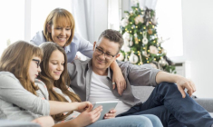 Immobilier, assurance vie, Bourse, impôts : nos conseils pour épargner à long terme. (© Adobestock)