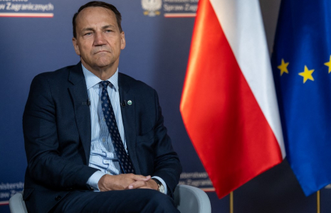 Radoslaw Sikorski à Varsovie, en Pologne, le 26 juin 2025. ( AFP / WOJTEK RADWANSKI )