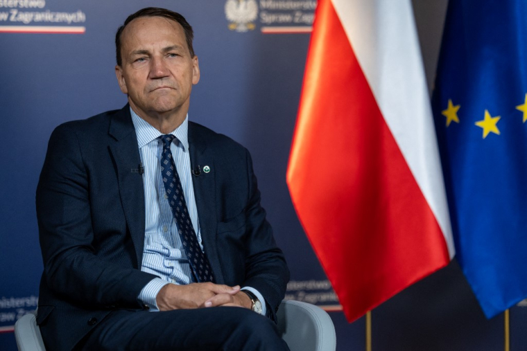 Radoslaw Sikorski à Varsovie, en Pologne, le 26 juin 2025. ( AFP / WOJTEK RADWANSKI )
