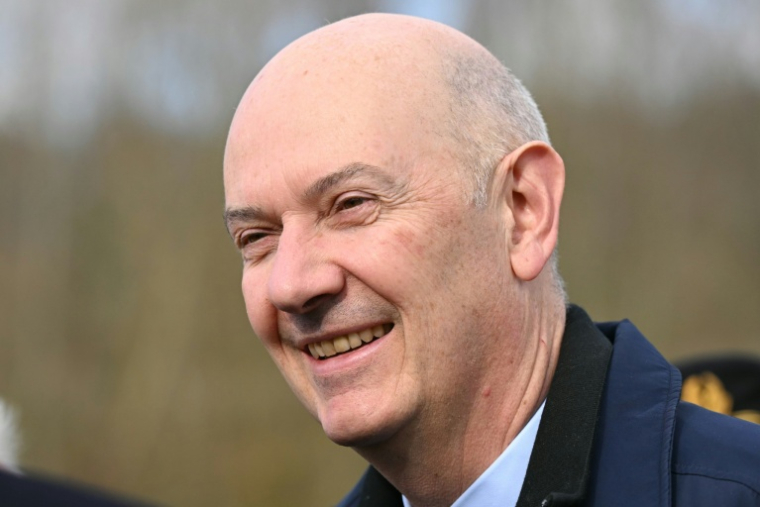 Roland Lescure, alors ministre de l'Industrie, le 12 février 2024 à Marcoussis, près de Paris ( AFP / Bertrand GUAY )