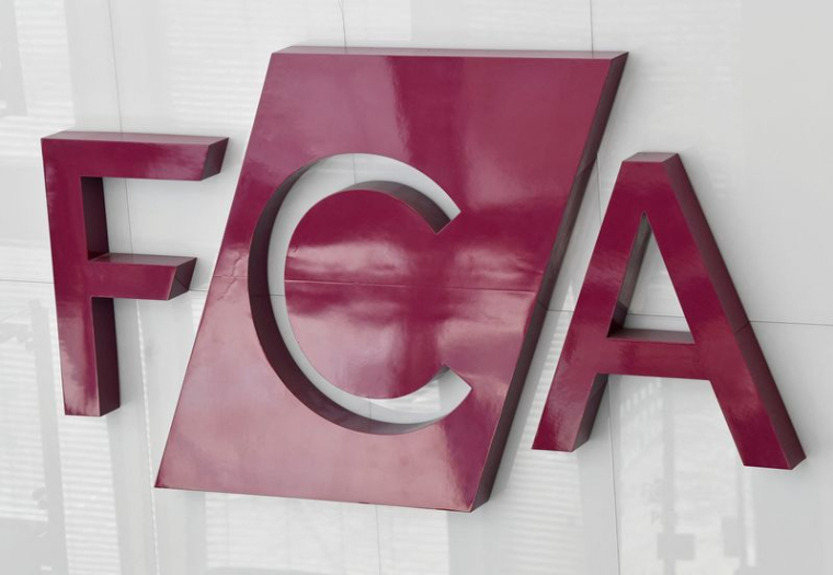 Panneau de la FCA à son siège social à Londres
