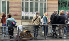 Mobilisation de la jeunesse: le lycée et collège Lamartine à Paris bloqués ( AFPTV / Arnaud RICHARD )