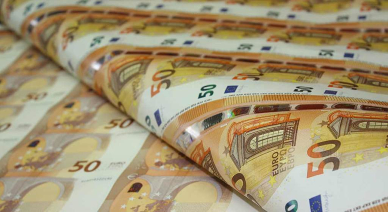 Une planche à billets de 50 euros. (© BCE)