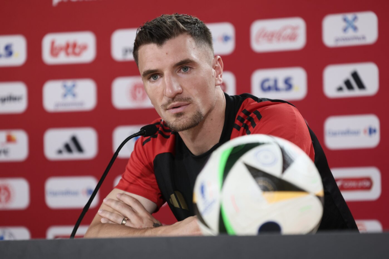 Thomas Meunier : « Se taper 6h de route pour insulter les joueurs... »