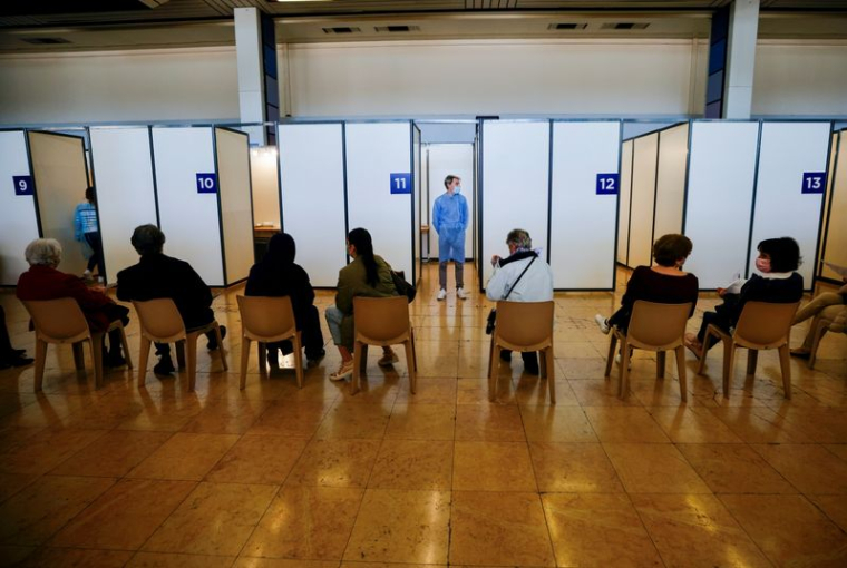 CORONAVIRUS: UN NOUVEAU CONFINEMENT EN FRANCE RESTE SUR LA TABLE, DIT JÉRÔME SALOMON