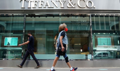 TIFFANY FERA VOTER SES ACTIONNAIRES LE 30 DÉCEMBRE SUR LE MARIAGE AVEC LVMH