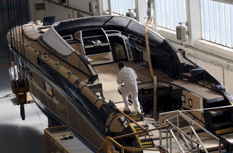 LE FABRICANT DE YACHTS FERRETTI VEUT LEVER 1 MILLIARD D'EUROS EN BOURSE