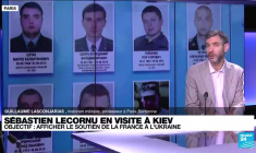 Sébastien Lecornu en visite à Kiev pour afficher le soutien de la France à l'Ukraine