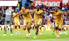 Le pauvre Ismaïla Sarr rattrapé par le karma contre Aston Villa