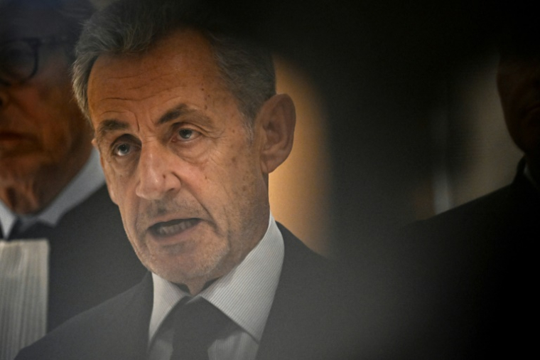 Nicolas Sarkozy au Palais de Justice de Paris le 25 septembre 2025 ( AFP / JULIEN DE ROSA )
