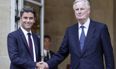 Gabriel Attal et Michel Barnier à Paris, le 5 septembre 2024. ( POOL / STEPHANE DE SAKUTIN )