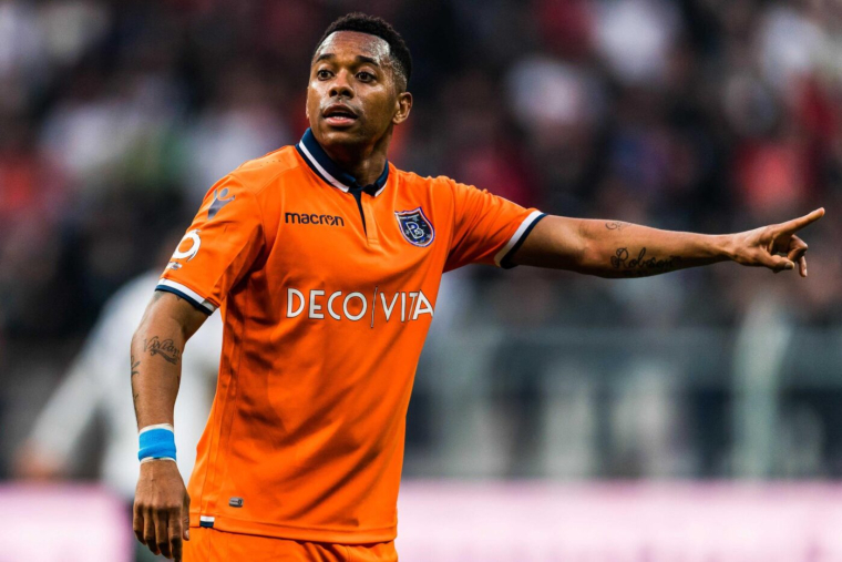 Robinho assure n'avoir aucun traitement de faveur en prison