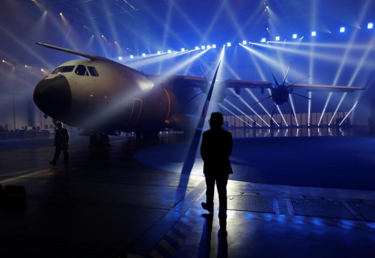 AIRBUS DEMANDE UNE REUNION EUROPEENNE SUR L'A400M