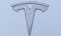 Le logo Tesla