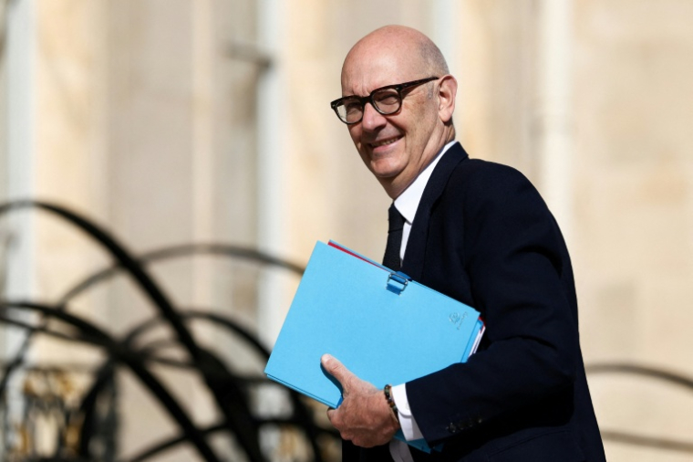 Le ministre de l'Economie, Roland Lescure, arrivant à l'Elysée, à Paris, le 26 mai 2026 ( POOL / Tom Nicholson )