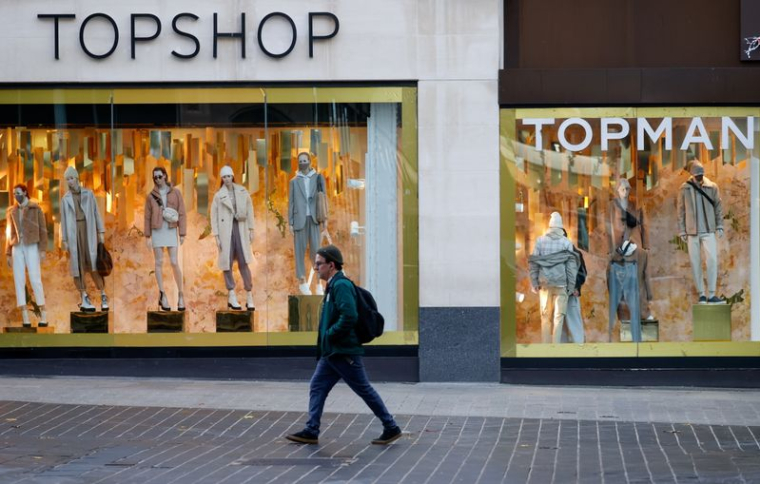 ASOS FAVORI POUR LE RACHAT DE TOPSHOP, RAPPORTE SKY NEWS