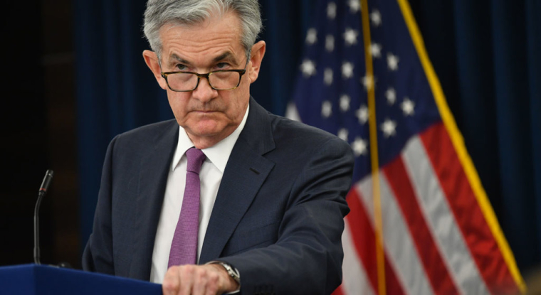 Le président de la Réserve fédérale amércaine, Jerome Powell, se tient prêt à de nouvelles baisses du taux directeur pour soutenir la croissance. (© AFP)