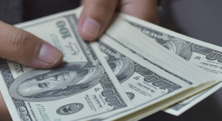 La politique monétaire expansionniste de Joe Biden vise à pousser l'économie vers une surchauffe temporaire afin d'assurer un retour vers l'emploi plus rapide. (© A. Berry / AFP)