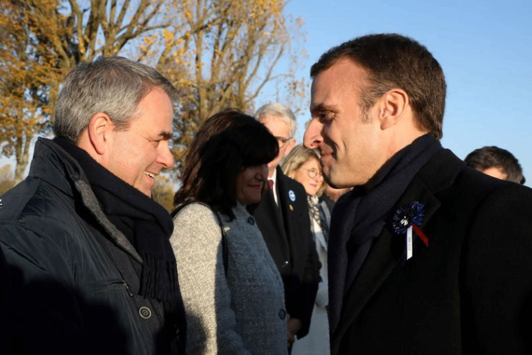 XAVIER BERTRAND CRITIQUE EMMANUEL MACRON ET SE POSITIONNE POUR 2022