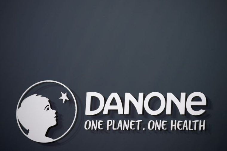 DANONE PRÉVIENT D'UN T1 ENCORE DIFFICILE, VEUT DIALOGUER AVEC LES ACTIONNAIRES