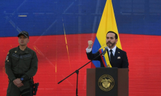 Le président colombien Abelardo de la Espriella prononce un discours après son investiture, au sein de la garnison Pichincha à Cali, le 7 août 2026 ( AFP / Jaime SALDARRIAGA )
