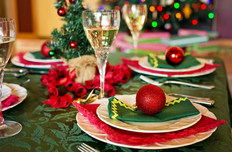 Il n'est pas nécessaire de dépenser beaucoup d'argent pour s'offrir un bon repas de Noël. (Illustration) (JillWellington / Pixabay)