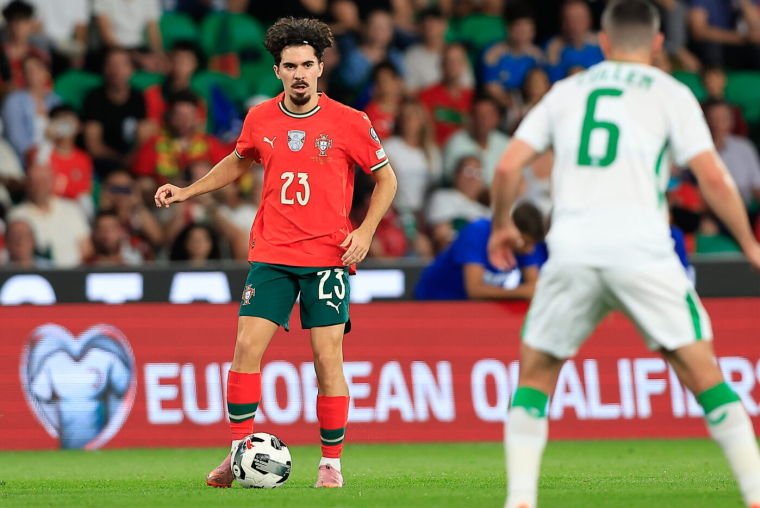 Ruben Neves délivre le Portugal contre l'Irlande
