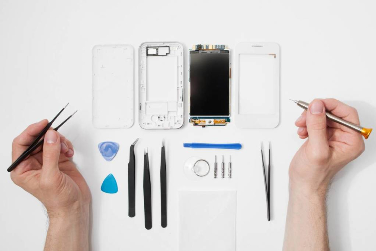 Obsolescence programmée : les bons gestes pour la combattre / iStock.com - golubovy