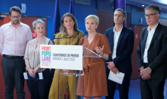 La gauche unitaire (sans LFI, les Communistes et Raphaël Glucksmann) réunie à Bagneux, dans les Hauts-de-Seine, le 2 juillet 2025 ( AFP / Thomas SAMSON )