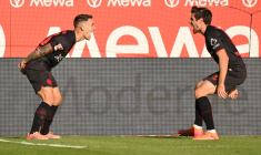 Leverkusen fait le show avant de défier le PSG